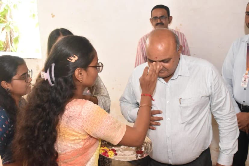 VJKM Self Finance College gallery image